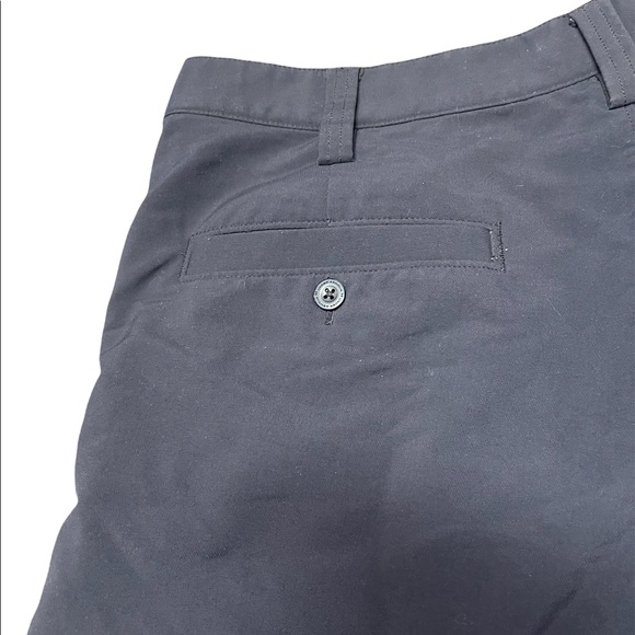 Under Armour mens shorts. B2 - Picture 6 of 11